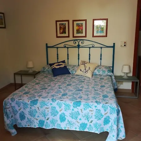 Holiday home Casa Via Del Giglio