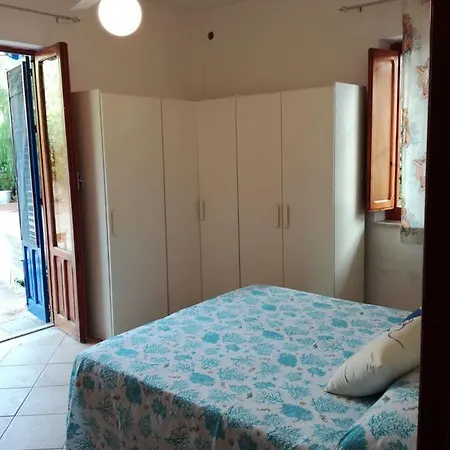 Holiday home Casa Via Del Giglio Isola delle Femmine